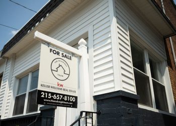 Mortgage rates stall as home sales remain ‘lackluster’