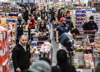 Consumer sentiment slides to near-lowest level on record as government shutdown drags on